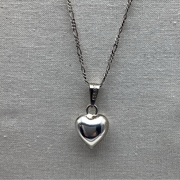 Vintage Puffy Heart Sterling Silver Pendant Necklace - Picture 1 of 4